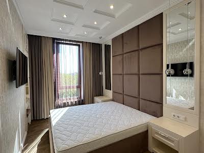 квартира за адресою Отрадна вул., 13