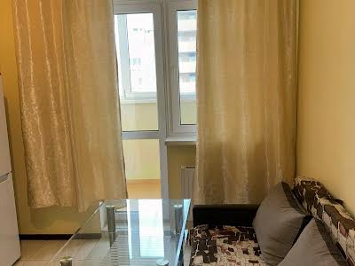квартира за адресою Воскресенська вул., 16в