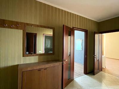 квартира за адресою Одеса, Середньофонтанська вул., 400