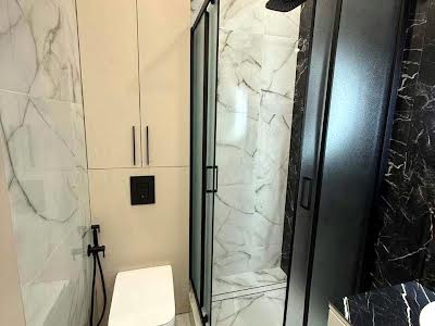 квартира за адресою Одеса, Краснова вул., 3