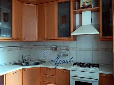 квартира за адресою Івана Світличного вул. (Петровського), 6