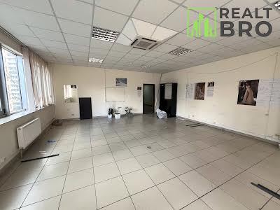коммерческая по адресу Заречанская ул., 1
