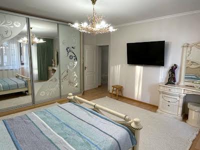 квартира по адресу Старонаводницкая ул., 4-В