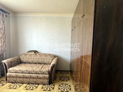 квартира за адресою Перемоги просп., 65б