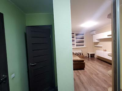 квартира по адресу Соломии Крушельницкой ул., 13