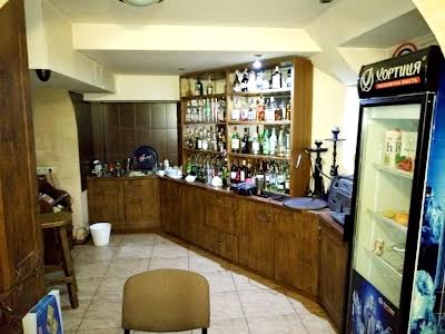 коммерческая по адресу Новосельского ул., 80