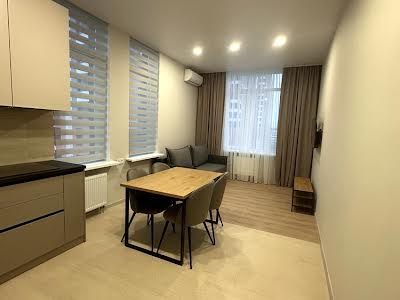 квартира за адресою Миколи Гулака вул., 4