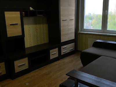 квартира за адресою Михайла Максимовича вул. (Онуфрія Трутенка), 7В