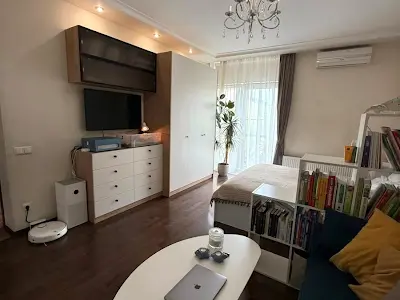 квартира за адресою Регенераторна вул., 4 к1