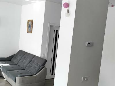 будинок за адресою Винники, 500-річчя Січі вул.