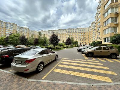 квартира за адресою Калинова вул., 7