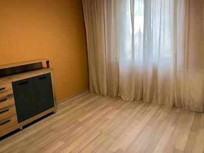 квартира за адресою Академіка Доброхотова вул., 17