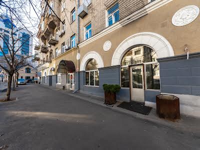 квартира за адресою Дарвіна вул., 8