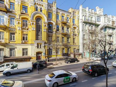 квартира за адресою Велика Житомирська вул., 13
