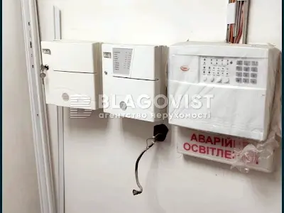 коммерческая по адресу Лютеранская ул., 4