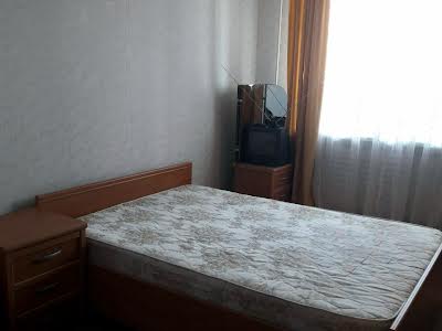 квартира за адресою Верховинна вул., 3