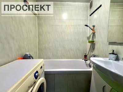 квартира по адресу Героев Крут ул. (Черепіна), 76