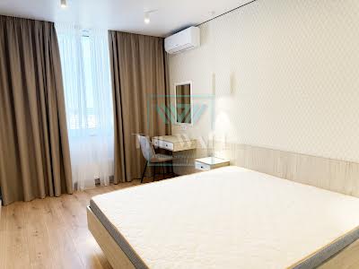 квартира за адресою Генерала Грекова вул., 4