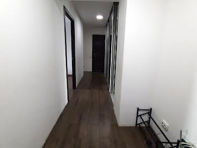 квартира за адресою Яреми, 8
