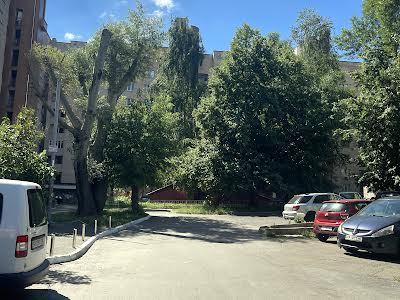 квартира за адресою Миколи Голего вул. (Лебедєва-Кумача), 5