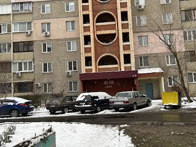 кімната за адресою Оноре де Бальзака вул., 84а