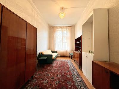квартира за адресою Семафорна вул., 3
