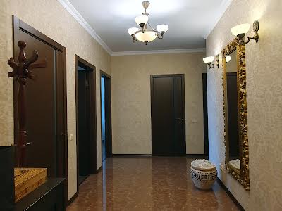 квартира за адресою Воскресенська вул., 14Б