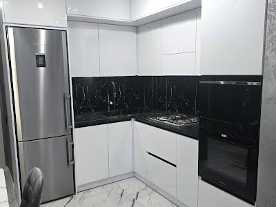 квартира по адресу Андрея Мельника ул., 10