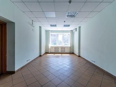 комерційна за адресою Володимира Івасюка просп. (Героїв Сталінграду), 10-А