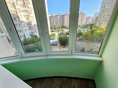 квартира за адресою Урлівська вул., 11/44