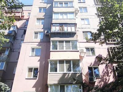 квартира за адресою Космодромна вул., 8