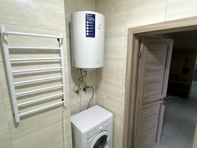 квартира по адресу Ревуцкого ул., 40-В