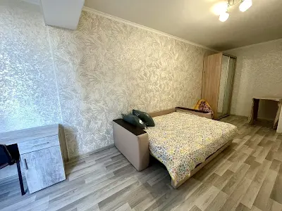 квартира по адресу Маршала Малиновского ул., 15