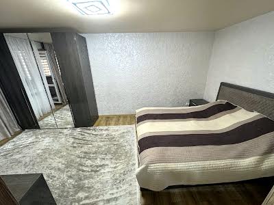 квартира за адресою В'ячеслава Чорновола вул., 2б