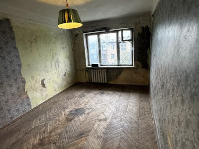 квартира за адресою Мілютенка вул., 26