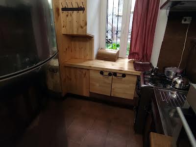 квартира за адресою Хмельницького, 10