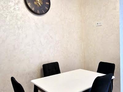 квартира по адресу Высочана ул., 18