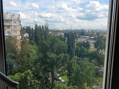 квартира за адресою Зодчих вул., 38