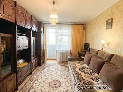 квартира по адресу Ежевичная ул., 8