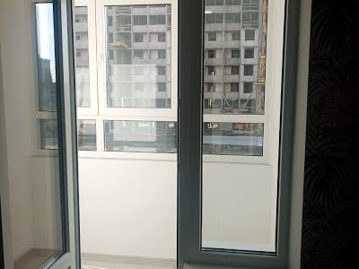 квартира за адресою Озерна вул., 27а