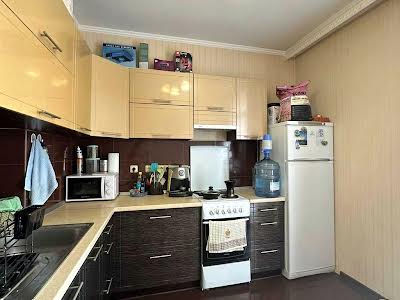 квартира за адресою Регенераторна вул., 4 к8