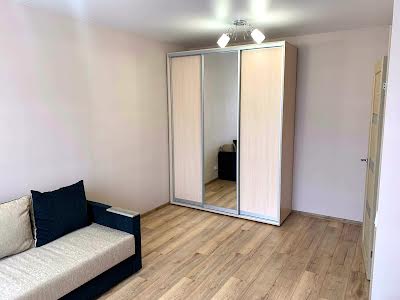 квартира за адресою Ньютона вул., 108