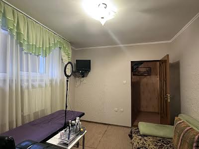 будинок за адресою Євгена Чикаленка вул., 48