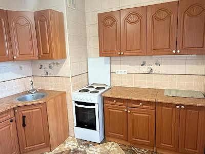 квартира по адресу Олены Пчилки ул., 4