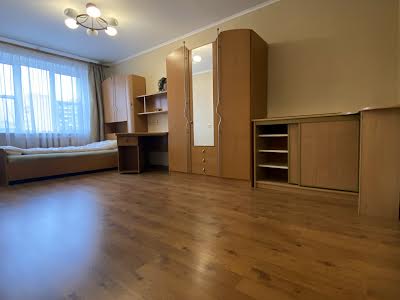 квартира по адресу Івана Миколайчука, 60