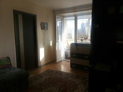 квартира за адресою Артура Савельєва вул. (Черняховського), 12