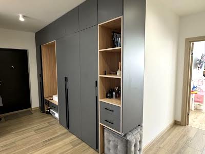 квартира за адресою Приозерний бульв., 5