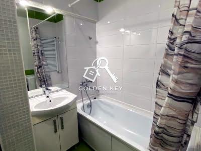 квартира за адресою Рокосовського вул., 1