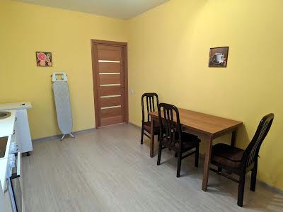 квартира за адресою Патріарха Мстислава Скрипника вул., 48-А