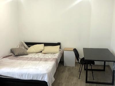 квартира за адресою Дмитра Бортнянського вул., 48